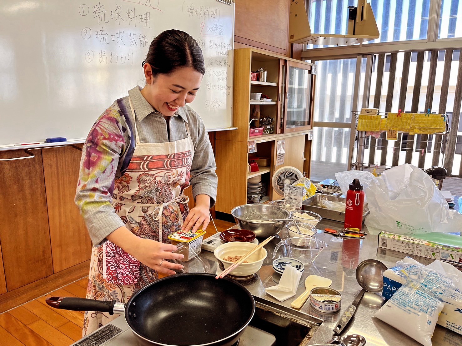 1ヶ月目 — 座学と調理の様子